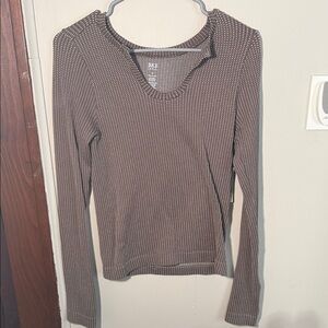 BKE Women's Brown Long Sleeve Tee